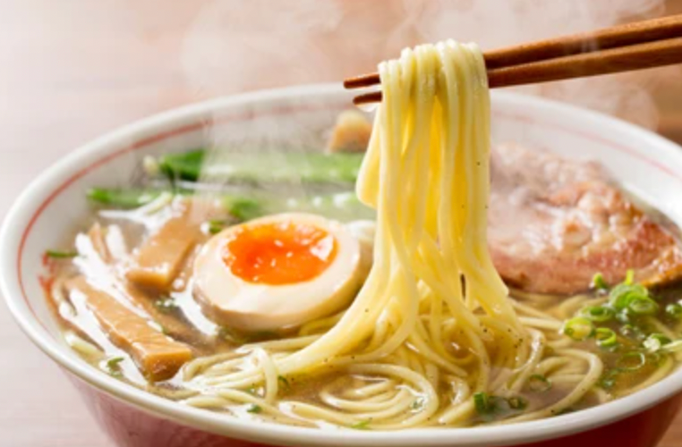 Penderita Ambeien Makan Ramen: Apakah Aman?